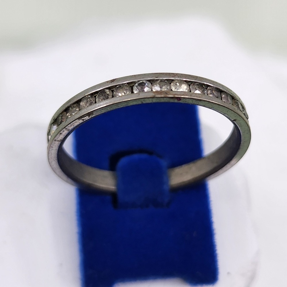 925 Sterling Silver Cubic Zirconia Clear Simulated Stone Channel Set Band Ring